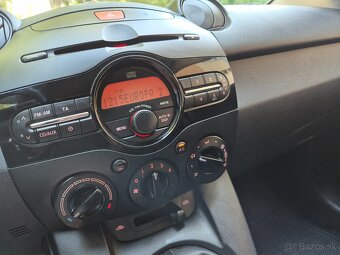 Mazda 2 1.3 MZR CE 46000Km - 10