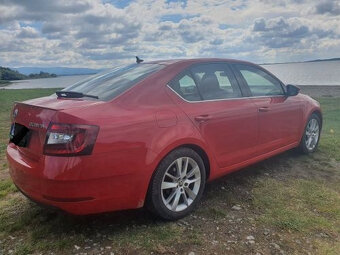 ŠKODA OCTAVIA 1,6 TDI - 10