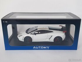 1:18 - Lamborghini Gallardo LP570 (2011) - AUTOart - 1:18 - 10