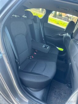 Hyundai I30 CW combi 1.5 DPi Family - 10