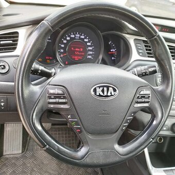 Kia Ceed 1,6 CRDi - 10