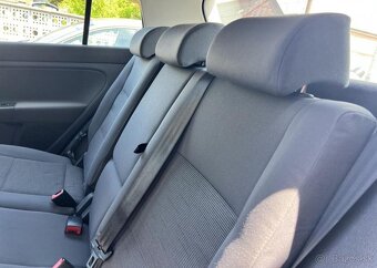 Volkswagen Golf Plus 1.6i 75kw ZÁMEK Ř.P. TAŽNÉ benzín - 10