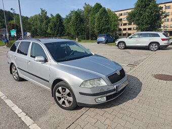 Octavia combi 1.6 lpg - 10
