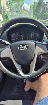 i20 - 10