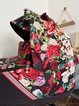 Vanička cybex priam 4.0 spring blossom dark - 10