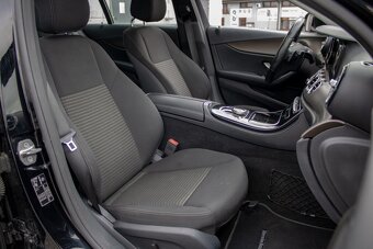 Mercedes Benz E220d - 10