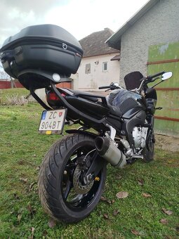 Yamaha fz1 - 10