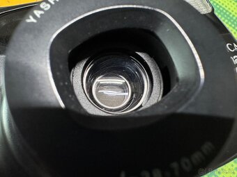 Analógový fotoaparát Yashica Zoomate 70 - 10