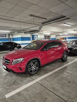 Mercedes-Benz GLA 200d 4MATIC AMG – TOP stav - 10