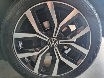 Stredové krytky pukličky VW 3D Nový model 5H0601171 - 10