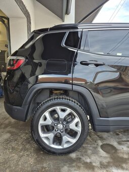 Jeep Compass - 10