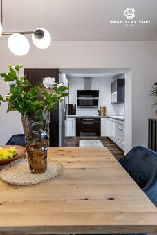 RODINNÝ DOM S BAZÉNOM NA PEREŠI - 10