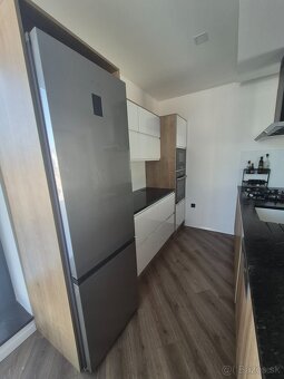 Kuchynská linka + spotrebiče - 10