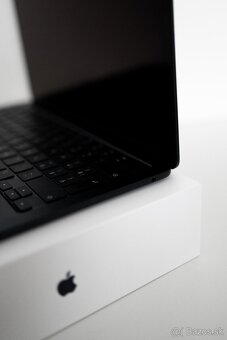 Notebook Apple MacBook Air 13" M2 8× CPU 8× GPU, 16GB, 256G - 10