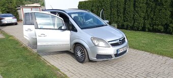 Opel Zafira - 10
