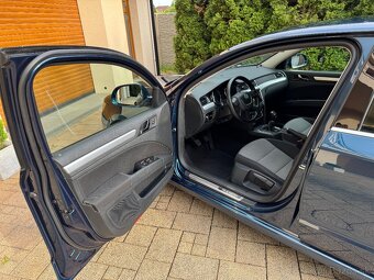Škoda Superb 2.0TDI 4x4 125kw+Xenon+Rok 2012 Top Stav - 10