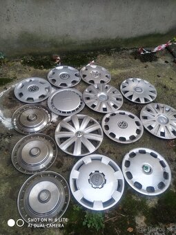 Kusovky 1 ks po kuse puklice kryty. Kolies R13 R14 R15 R16 - 10