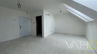 Na predaj 1.izb. byt v BAKER STREET RESIDENCE, 28m2, histori - 10