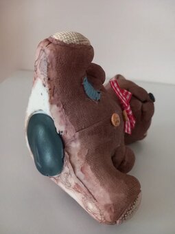 Starý keramický sediaci medvedík 12x10x7 cm - 10