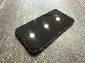 Apple iPhone 11 64 GB Black NOVÝ - 10