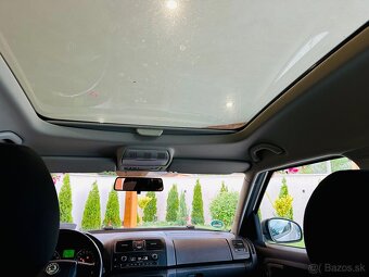 Škoda Roomster Scout facelift 2012 1.2 TSI s Panoráma - 10
