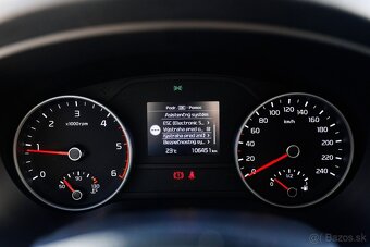 Kia Sportage 1.6 CRDi 136k Gold - 10