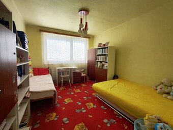 Predám 3 izbový byt s balkónom v obci Šárovce, Levice - 10