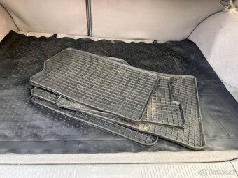 Kia Sorento 2.5 - 10