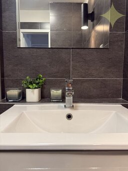 1-izbový zariadený, klimatizovaný byt – Banská Bystrica (ul. - 10