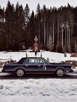 Lincoln Towncar - 10