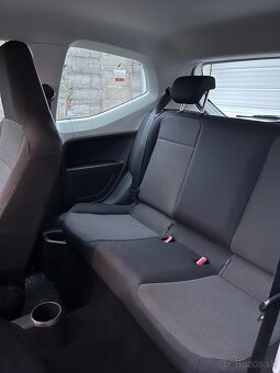 Volkswagen UP 1.0MPI - 10