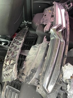 Citroën c-elysee 1.6 - havarované - 10