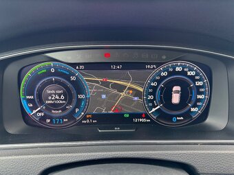 Volkswagen eGolf elektrický 100 Kw - 10