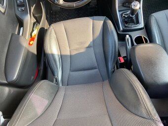 Hyundai I30 CW Kombi 1.6 CRDi 94kW - 10