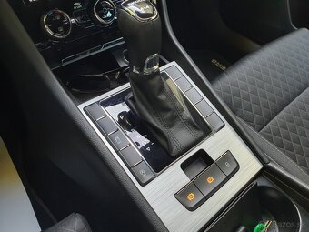 Škoda Superb Combi 2.0 TDI 147kW 4x4 DSG r.v. 2022 - 10