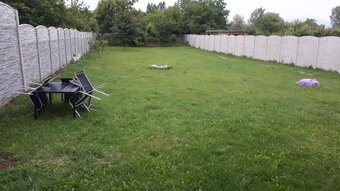-Moderný 4-izbový bungalov s veľkým pozemkom len 10 minút od - 10