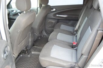 Ford S-Max - 10
