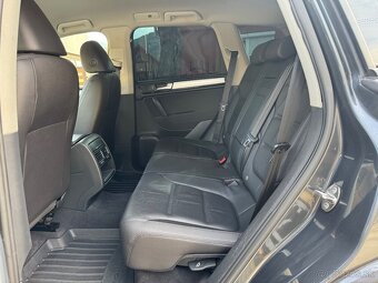 Volkswagen Touareg 3.0TDI 4motion - 10