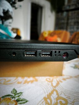 Acer nitro 5 an515-52 - 10