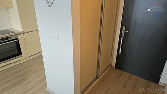 Predaj 2 izbový byt 48.6 m2, 3p. s balkónom a skladom, Rivie - 10