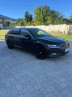 Škoda Superb L&K 2.0tsi DSG 4x4 206kw - 10