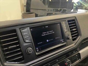 Volkswagen Crafter 2.0TDi 103kW DSG TAŽNÉ KLIM - 10
