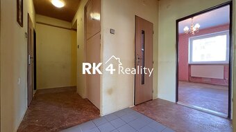 RK4 - NA PREDAJ - priestranný 3 izbový byt - 10