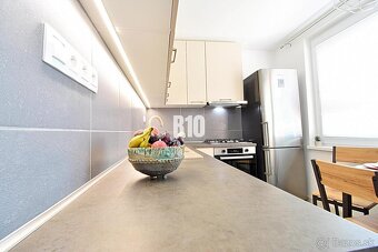 REZERVOVANÉ Pekný 3 izbový byt na prenájom - 10