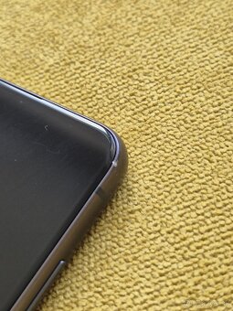 Samsung Galaxy S21 FE 5G – 8/256GB
- 10
