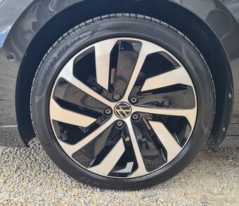 VOLKSWAGEN ARTEON SHOOTING BRAKE 2.0 TDI R-LINE AUTOMAT - 10
