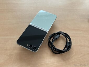 Samsung Galaxy Z Flip 5 12GB / 512GB Mint - 10