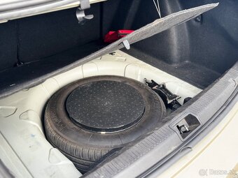 RENAULT FLUENCE 1.6 - 10
