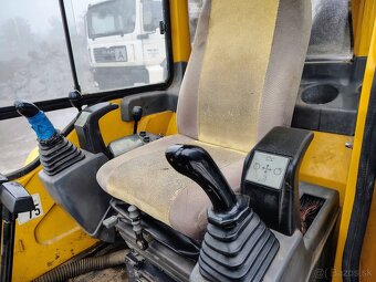 Minirypadlo Komatsu PC20R-8 - 10