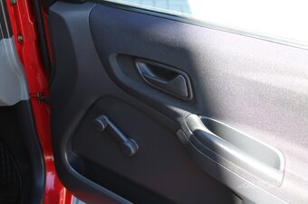 Suzuki Ignis 1,3 i 16V DOHC 69 kW - 10